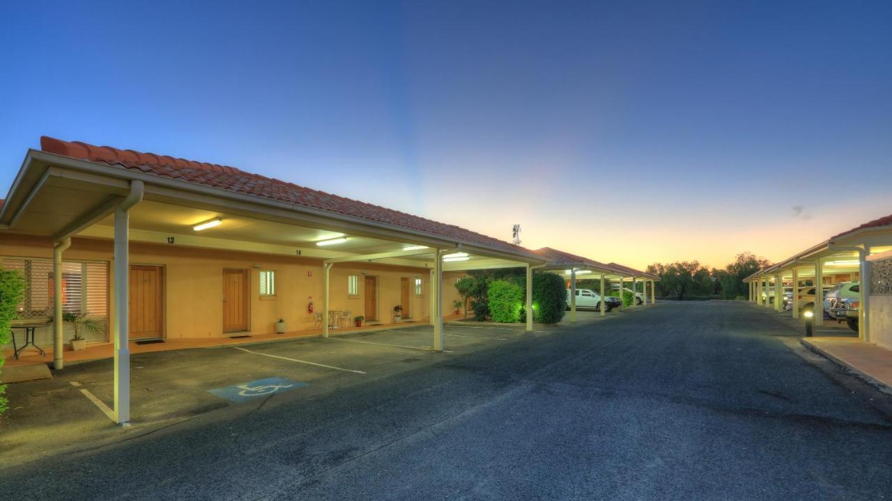 Country Roads Motor Inn Goondiwindi Kültér fotó