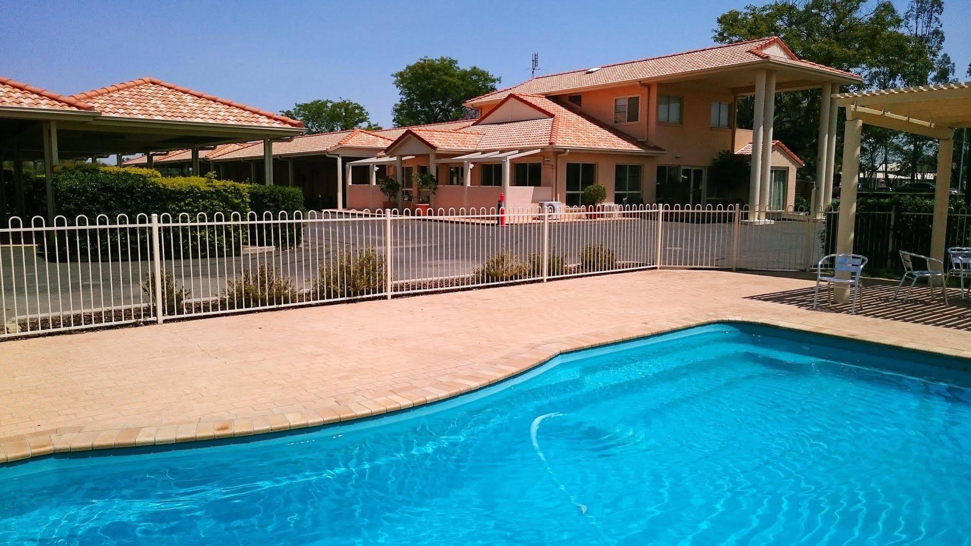 Country Roads Motor Inn Goondiwindi Kültér fotó