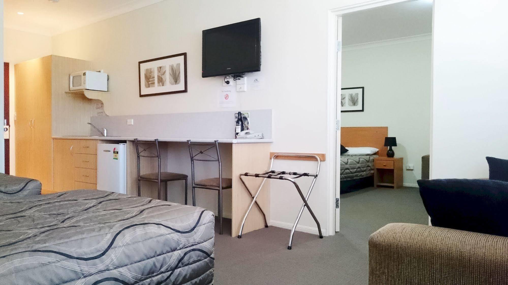 Country Roads Motor Inn Goondiwindi Kültér fotó